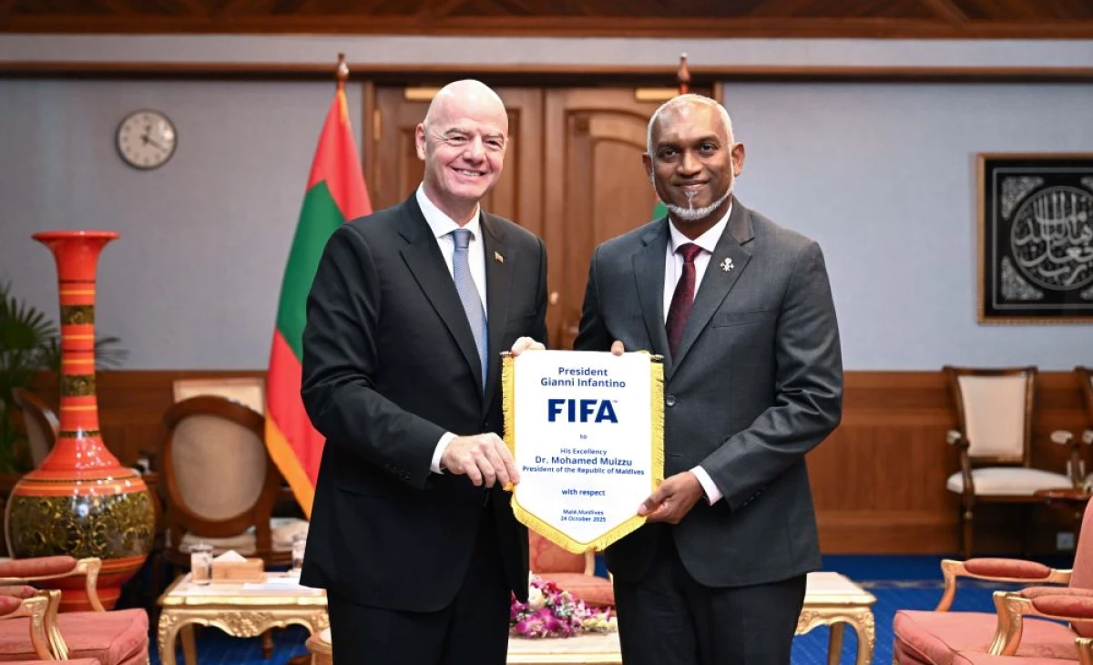 FIFA President applauds President Dr. Muizzu’s commitment to transforming Maldivian football