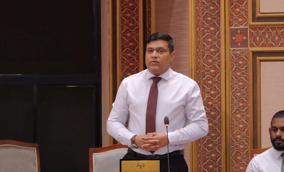 Government to reopen bidding for helicopter services in the Maldives