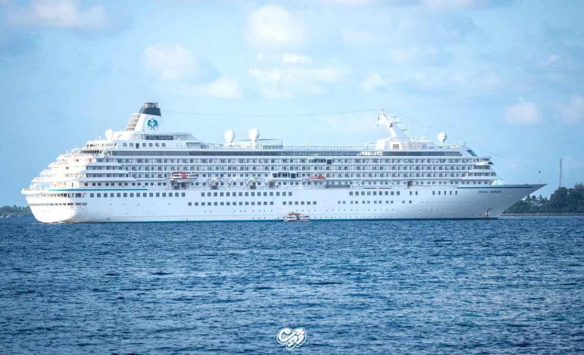 MS Crystal Symphony brings over 500 tourists to Maldives
