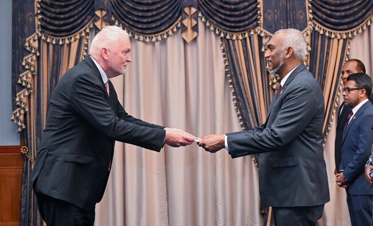 President Dr Muizzu receives new Dutch Ambassador