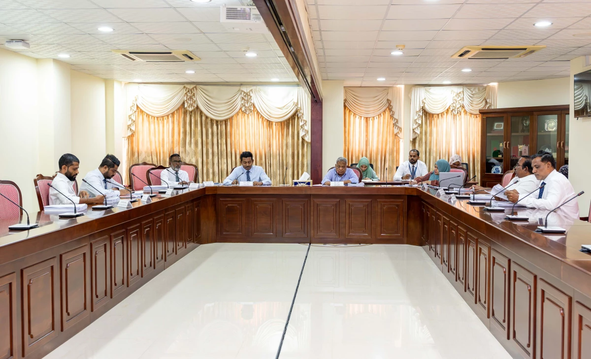 Parliament committee moves to ban public reporting of black market USD rates
