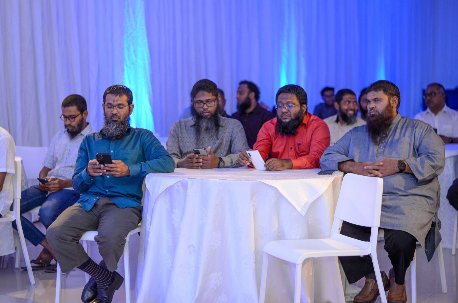 ރަސްމާލެ ވޯޓާ ފްރޮންޓު މަޝްރޫޢާ ގުޅޭ ޚާއްޞަ ދިރާސާއެއް ކުރުމަށް ސަލަފުން ނިންމައިފި